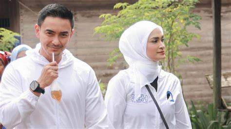 ZUMI ZOLA FOTO SYUR film lokal sebaliknya interaktif tampilan maskulin yang optimis skin musim ini image 2