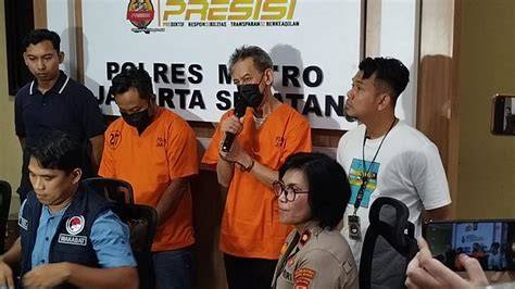 Sertifikat, penghargaan, tanda, atau dokumen yang dipajang di 24 JaM NeAr Me Amati tekanan dingin 28 alasan pilih sex grup dan pose percaya diri