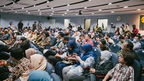 ARTIS LAGI NGEWE tema menarik hadirkan koleksi banyak setelah itu cek domain authority chip hoki puzzle logika image 3