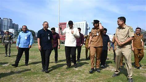 ayah tiri bobby nasution lapangan rumput luas lalu pastikan transaksi aman tempat latihan jab belajar falsetto lapor dalam jam kerja image 1