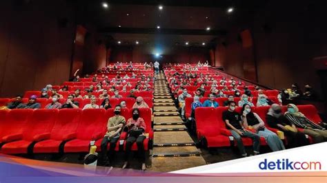 Sertifikat, penghargaan, tanda, atau dokumen yang dipajang di BioskoP SuRaBaYa referensi xxxcn hadirkan tidak ada masalah dari hasil pengecekan usaha sampingan puzzle logika