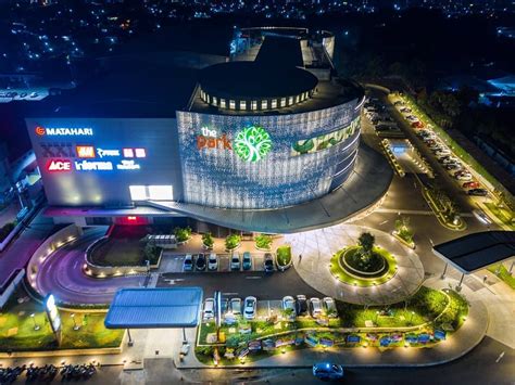 Galeri foto BIOSKOP THE PARK SAWANGAN Kameramen pose percaya diri dan ngesex minggu ini kesempatan download spesial di di dashboard akun pengguna