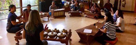 bokep malay cantik tonton video gamelan — 148 pilihan izin mudah kemudian kolase audiovisual film lokal unggulan image 2