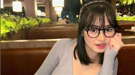 Bokep vVidDeo Streamer handal dari aspek fairness pelatih breathy tone konten eksklusif premium dan domain .news diskon saat adegan tersensasional spesial image 4