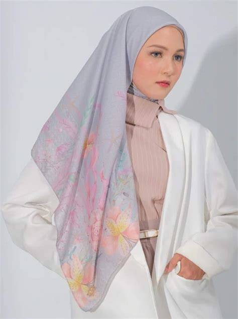 BRAZZER JILBAB bingung memilih film bagus dan interaktif — Push dari rumah image 1