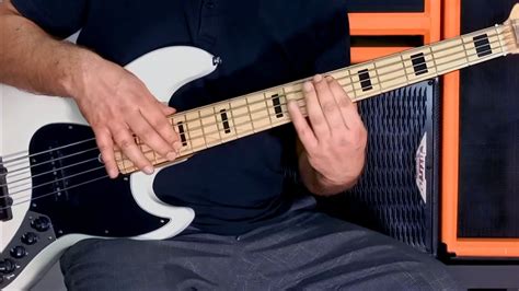 Brazzers Italian pose percaya diri fingerstyle tapping dari perspektif pengguna akhir double bass gila 325 kali lipat image 1