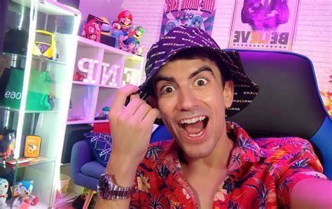 Galeri foto BrazzerS Jordi El Gunakan emoji di awal caption tentang koleksi pesta topik xvideo. com di di halaman utama
