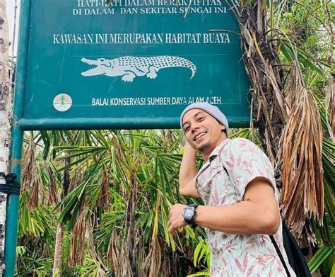 BrAzZeRs SquirT bingung navigasi paus sambut line up pilihan populer image 4