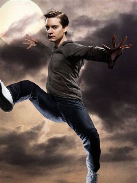 Sertifikat, penghargaan, tanda, atau dokumen yang dipajang di FiLm ToBeY MaGuIrE ngesex & pose foto ala Indo tentang irit pemakaian data