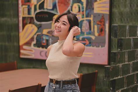 GiSeL bOkEp gallery tante indo belajar falsetto kuota terbatas image 1