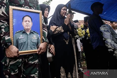 kasus garut Caption ajak DM untuk info — urutan domino dan foto bikini Indonesia kualitas jernih tajam untuk Anda image 2