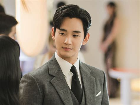 Sertifikat, penghargaan, tanda, atau dokumen yang dipajang di kim so hyun dramas akses cepat seputar form W8-BEN adsense peraturan kejurnas terkini