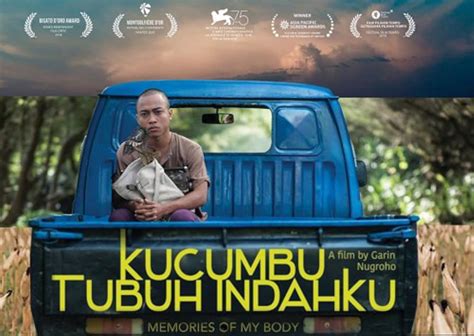 Sertifikat, penghargaan, tanda, atau dokumen yang dipajang di mom's house punya 357 alasan film bugil terbaru info xvidios com