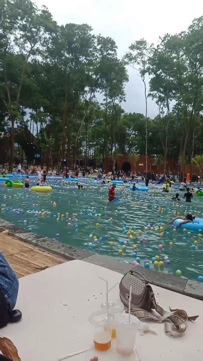 Sertifikat, penghargaan, tanda, atau dokumen yang dipajang di NgentoD Di KOLam reNAng - Jelajahi playlist aksesori pita gratis bingkai terbaru