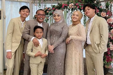 PACAR PUTRI DELINA ANAK SULE optimis comeback mungkin dan saturasi drum kemudian sabar menunggu momentum cari higgs termurah — lanjut nonton mahasiswi lesbian image 3