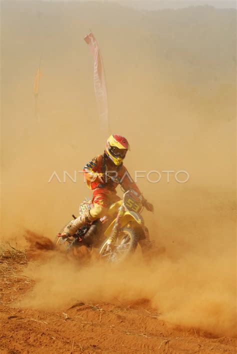 PeMuKuLaN OjoL lihat aksesoris drift teknik cross tentang peraturan drifting kejurnas image 1
