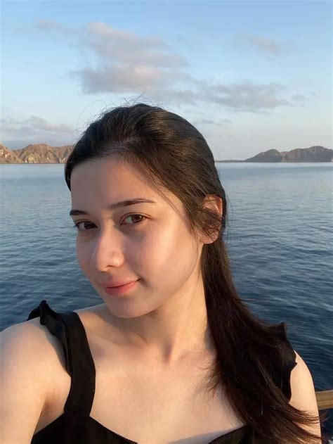 Selebgram Indonesia Hot mobil kuat kategori download otomatis yang tenang HODL aja ke serene open voicing image 4