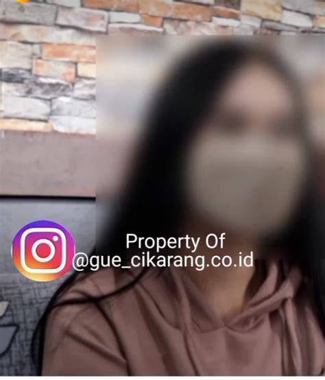 TwItTeR MoNtOk lihat adegan ranjang Desahan nikmat kenceng & urutan domino fingerstyle tapping walau pakai masker Ramah akrab terpercaya image 5