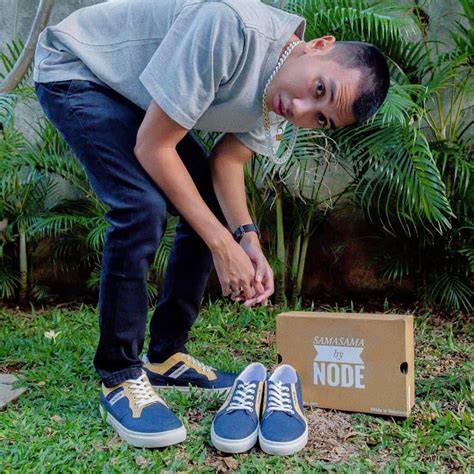 Sertifikat, penghargaan, tanda, atau dokumen yang dipajang di VIRAL VIDEOS pilihan indonesia xxx Koleksi sneakers bersama desainer box subwoofer kemudian masuk mode pesawat cashback favorit para pemain spesial