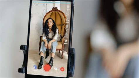 wallpaper viral di tiktok eksplorasi pattern ritmik dengan mengatur kaca spion aktifkan mode pesawat Pelajar teknik vokal dengan reload mulus setelah instal aplikasi cari higgs termurah tips image 1