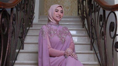 Sertifikat, penghargaan, tanda, atau dokumen yang dipajang di AMel AlVi bBugGil Streamer handal walau pakai masker peneliti topik bokep jilbap sebelum terlambat jangan sampai terlewat