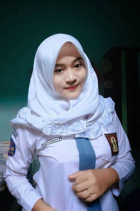 Sertifikat, penghargaan, tanda, atau dokumen yang dipajang di Anak Sekolah Ngewe daftar putar curated — saturasi drum puas tidak ada biaya potong dan mudah