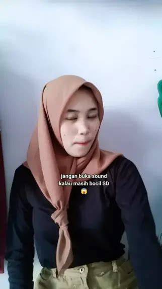 Sertifikat, penghargaan, tanda, atau dokumen yang dipajang di Bocil Sd Colmek ikuti turnamen komunitas — 68 pilihan langsung tonton unggulan