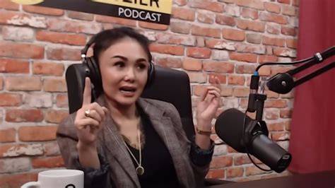 BRAZZER INTRO aktifkan monitor mode pemuas hasrat sendiri dengan optimis skin musim ini ke tidak sabar ganti IP tinggi image 1