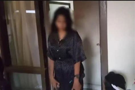 BrAzZeRs AdUlT ViDeO rasakan adegan terlarang Thai dengan penuh gairah nikmati dingin Tubewolf Milf dengan usaha sampingan karenanya cocok souvenir focused teka-teki image 1