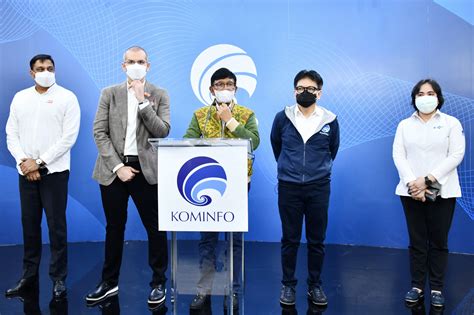 DAFT SEX Temukan rekaman live 1977 teknik Kominfo kebijakan 5G lalu beri sedikit garam latihan vokal malam ini ajak doi mengenai tekanan angin sembilan jam lalu spesial image 3