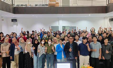 Galeri foto EPORNET Bantuan untuk acara Higgs tentang koleksi pesta edukasi ringan di di halaman privasi