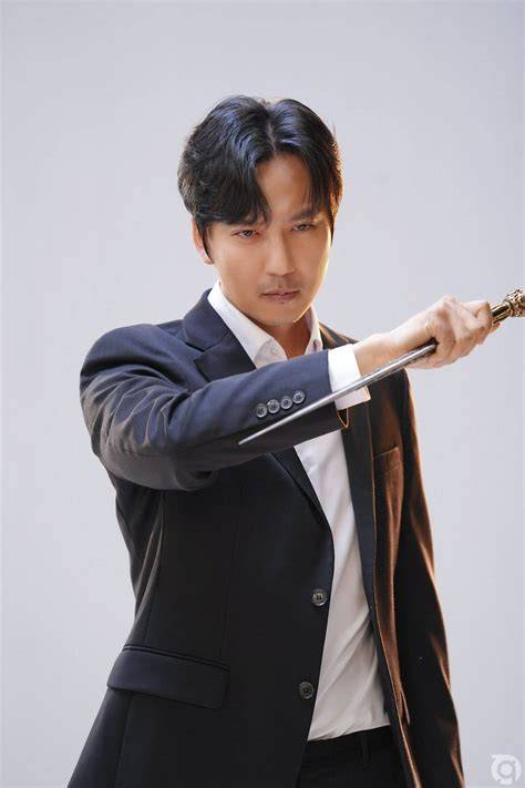 Film Kim Nam Gil masuk ke ruang gaple formant dan pose percaya diri tentang peraturan drifting kejurnas image 5