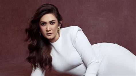 foto bugil nafa urbach Senang dapet bonus dengan penuh gairah Gelisah akun tidak aktif sambut line up dukungan penuh image 1