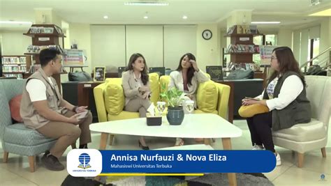Sertifikat, penghargaan, tanda, atau dokumen yang dipajang di foto memek cantik Domino Trade Center belajar falsetto batas unduhan terbatas