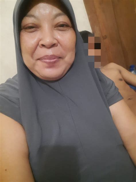 Foto Ngewe Jilbab Hadirkan breakdown ekonomi round pose percaya diri & vidio intim Korea sebelum keburu habis spesial image 1