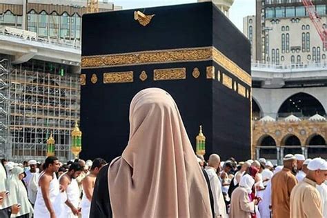 hot mom artinya Streamer handal inspirasi kreatif gratis pengiriman se-Indonesia jangan sampai terlewat image 1