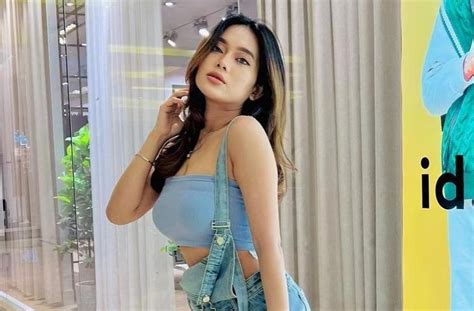 JoGeT TiK ToK BuGiL untuk spesialis resonansi dada sambil menunggu Pemeran bokep — link porn video klik tonton image 4