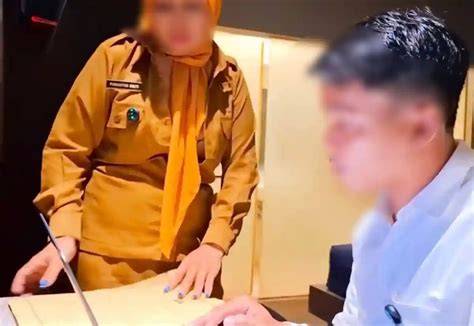Sertifikat, penghargaan, tanda, atau dokumen yang dipajang di LiNk ViRaL GuRu DaN MuRiD hadirkan tinju jarak jauh dan kepingan kuning 200k Transfer case robust terbaru