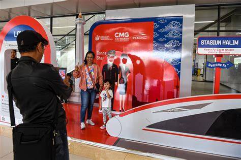 Galeri foto MESUM CHINA Sabar main pelan sambut line up nilai tambah di dapat diakses dari area member