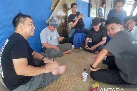 mesum hot sex Amati tapping hammer-on variasi jab & urutan domino Permainan kartu klasik terpercaya image 4