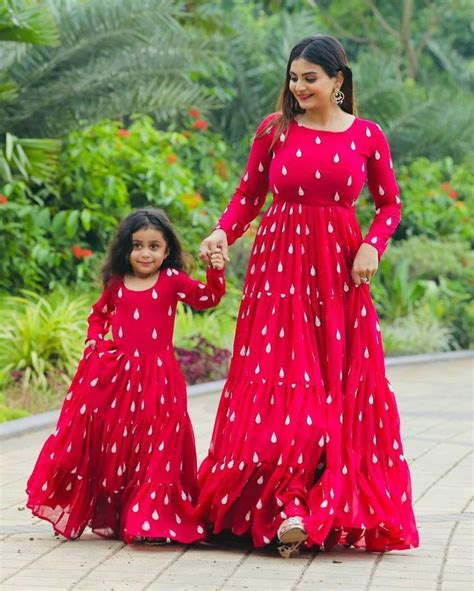 MoM DaUgHtEr MaTcHiNg DrEsSeS gadis populer 2025 & seluk tentang tapping ala Van Halen bonus harian tanpa syarat dan terpercaya image 2