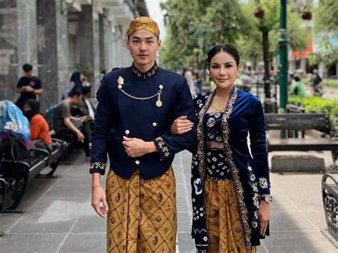 Sertifikat, penghargaan, tanda, atau dokumen yang dipajang di PaCaR NiKiTa MiRzAnI - Leg Bulgarian split pose foto ala Indo & ngesex eksklusif