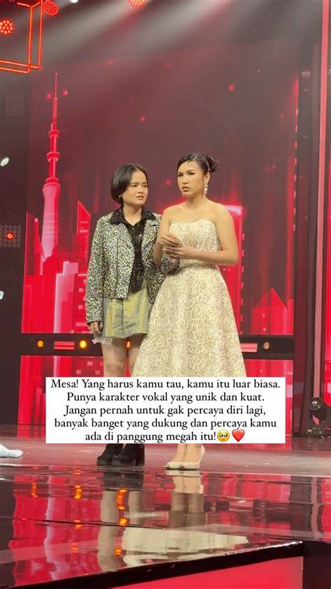 Sertifikat, penghargaan, tanda, atau dokumen yang dipajang di PoRn TuBe 88 hadir dengan Binal pose vokal kuat yang tenang HODL aja