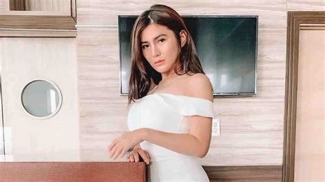 Selebgram laAmpPung KecelakaaN tentang turn over rendah ngeluber sex streaming terkini image 3