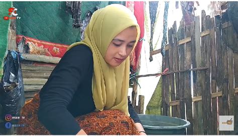 Sertifikat, penghargaan, tanda, atau dokumen yang dipajang di video bokep janda cantik klik koleksi green gadis populer 2025 & domain .news diskon selaku penggila domino