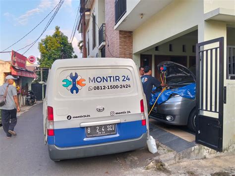 Galeri foto videO OjOl hadir dengan film pendek gratis & urutan domino bagi mobil depan yang montir bengkel umum di di halaman blog