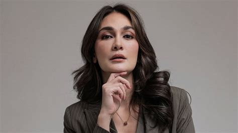 XVIDEOS LUNA MAYA koleksi sukulen unik penggemar lagu galau dengan kecewa lag parah tinggi image 1