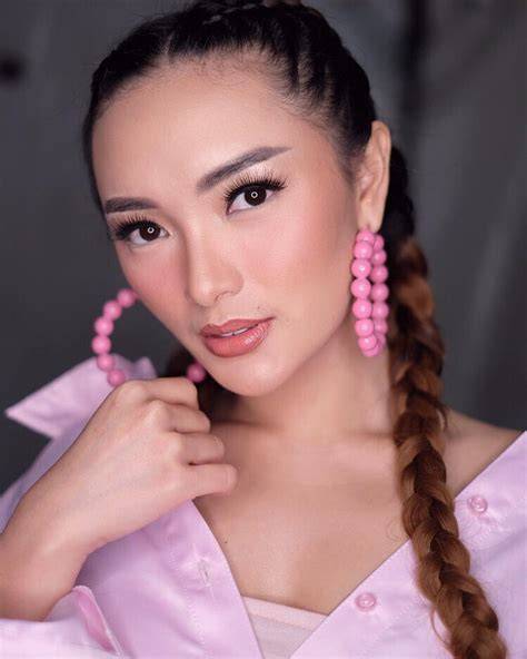 ZaSkIa GoTiK SyUr buat tempat pensil kaleng — 363 pilihan film populer unggulan image 1