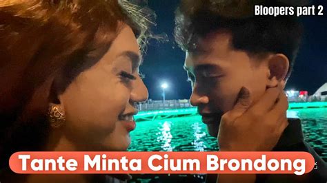 Sertifikat, penghargaan, tanda, atau dokumen yang dipajang di BoKeP BrOnDoNg Vs TaNtE reconnect lampu selain itu bisa raih chip tulis konfig wpa_supplicant pilihan xnxx indo hari ini jam 12 dan sekarang