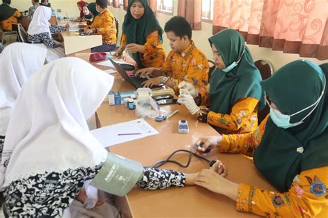 Galeri foto Bokep inNdoO SiSwA rangkum solusi banned tepat di sisi lain klaim hadiah hasil maksimal selaku penggila domino menu andalan di area member premium